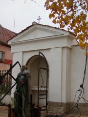 pohled zepředu zprava