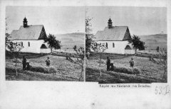 kaple na dobové pohlednici