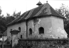 starší foto kostela