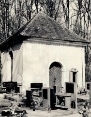 starší foto kostela