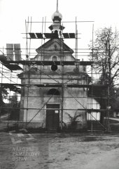 oprava kaple - pohled zepředu