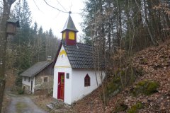 pohled zepředu zprava