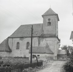 starší foto kostela