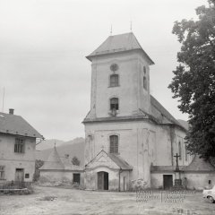 starší foto kostela
