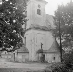 starší foto kostela