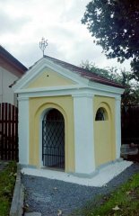pohled zepředu zprava