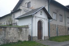 pohled zepředu zleva