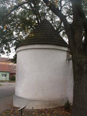 pohled zezadu zleva