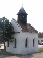 pohled zezadu zleva