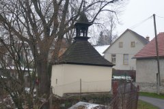 pohled zezadu zprava