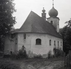 starší foto kostela