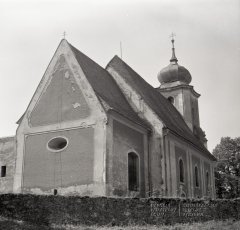 starší foto kostela
