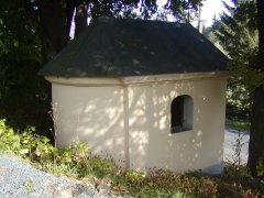 pohled zezadu zleva