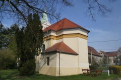 pohled zezadu zprava