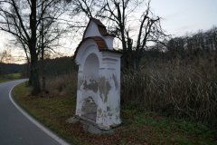 pohled zepředu zprava