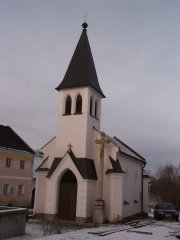 pohled zepředu zprava