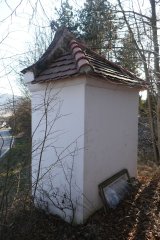 pohled zezadu zprava