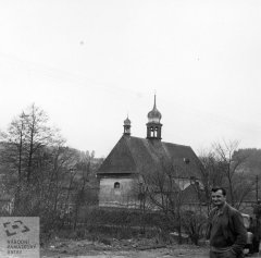 starší foto kostela