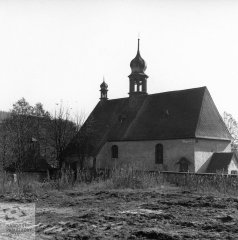 starší foto kostela