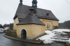 pohled zepředu zprava