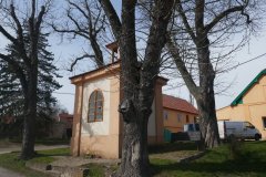 pohled zezadu zleva
