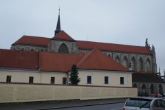 pohled zleva