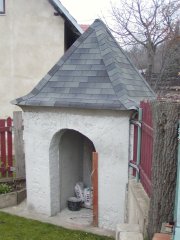 pohled zepředu zprava