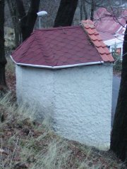 pohled zezadu zleva