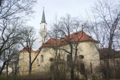 pohled zezadu zprava
