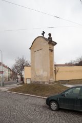 pohled zezadu zleva