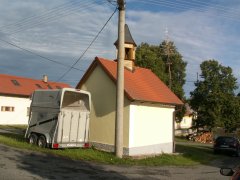 pohled zezadu zleva
