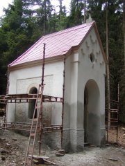 pohled zepředu zleva