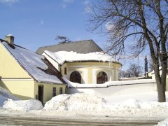 pohled zprava