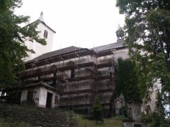 pohled zezadu zprava