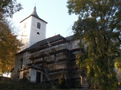 pohled zezadu zprava