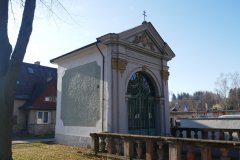 pohled zepředu zleva