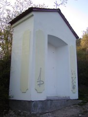 první zastavení zepředu zleva