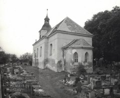 starší foto kostela