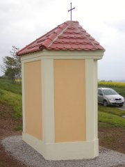 pohled zezadu zleva