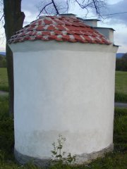 pohled zezadu zleva