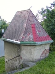 pohled zezadu zprava