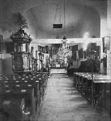 historické foto interiéru původního kostela