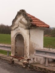 pohled zepředu zprava