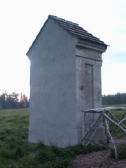 pohled zezadu zleva