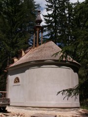 pohled zezadu zprava