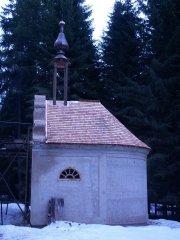 pohled zprava
