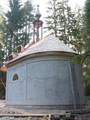 pohled zezadu zprava