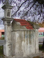 pohled zezadu zleva