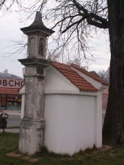 pohled zezadu zleva