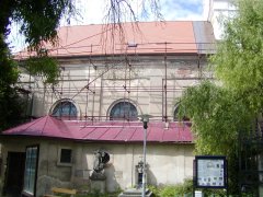 pohled zleva